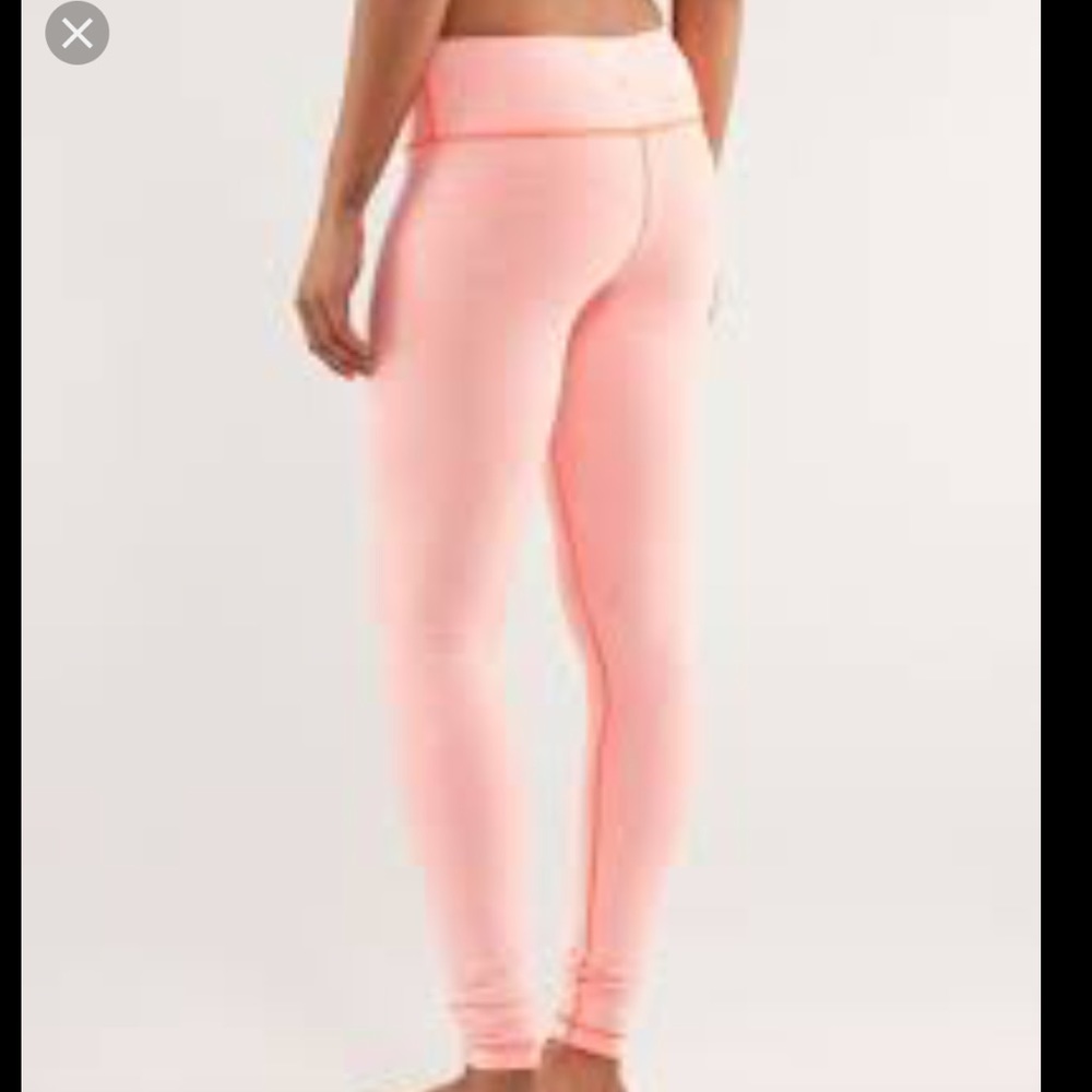 LULULEMON LIGHT PINK LEGGINGS